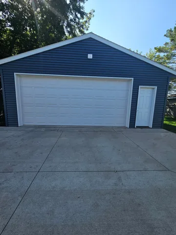 $215,000 | 1704 1st Avenue Southeast, Austin, MN 55912