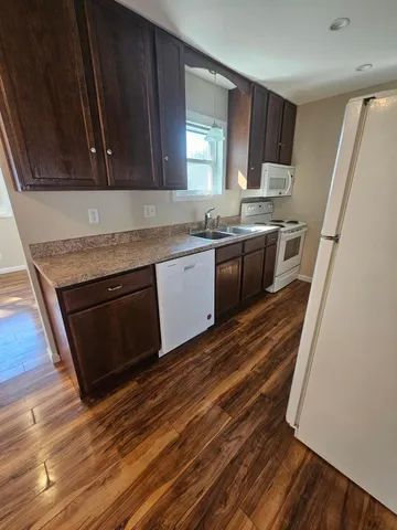 $215,000 | 1704 1st Avenue Southeast, Austin, MN 55912