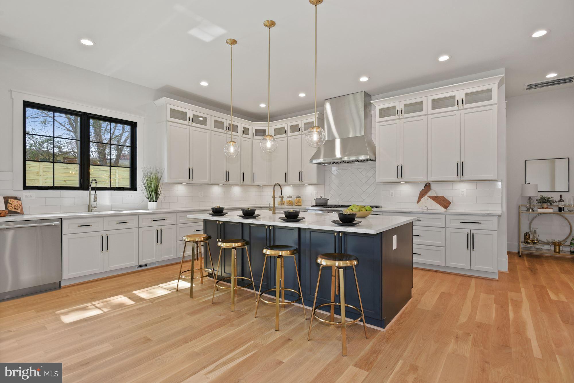 6709 Old Chesterbrook Road McLean, VA 22101 - Photo 16 of 45