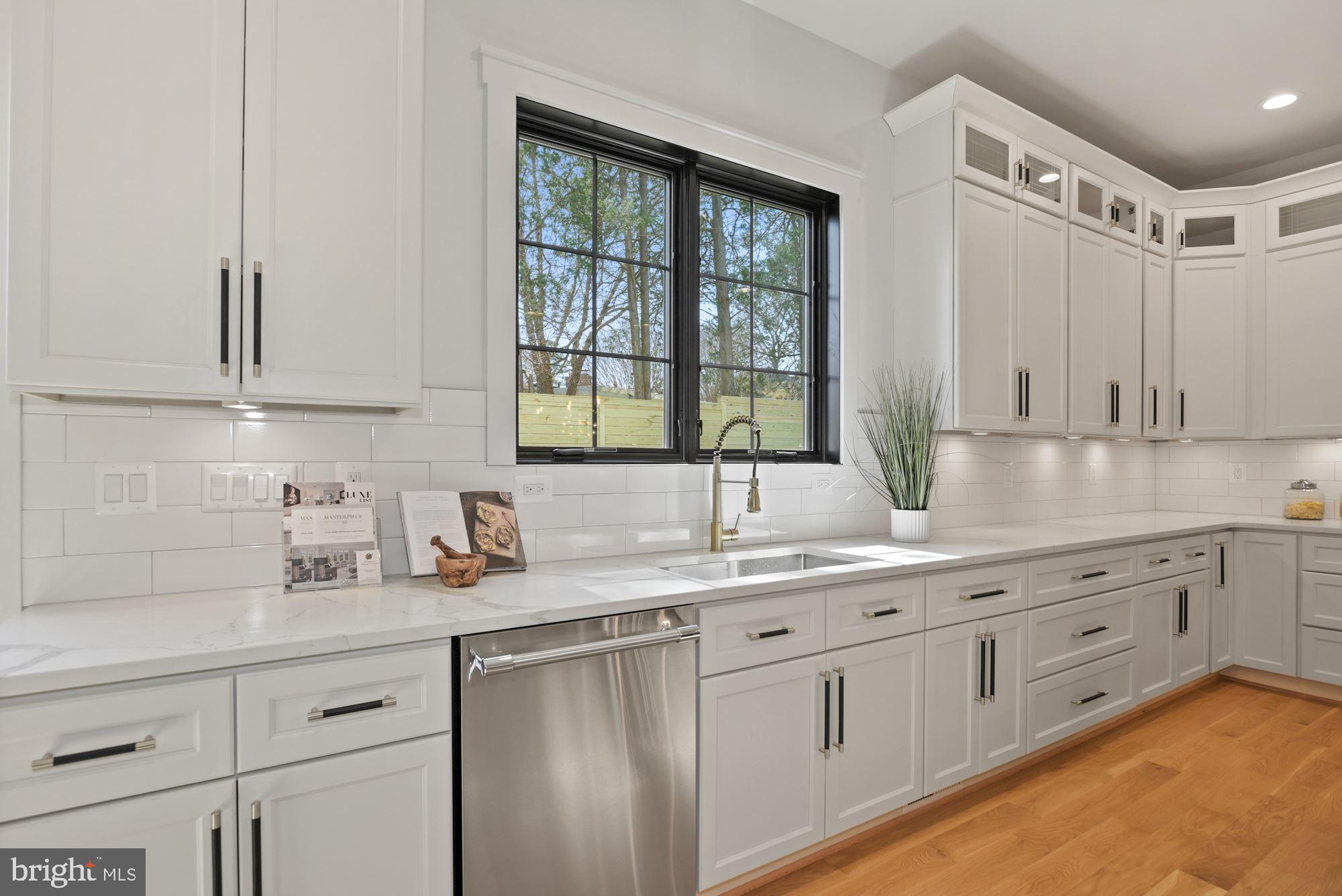 6709 Old Chesterbrook Road McLean, VA 22101 - Photo 20 of 45