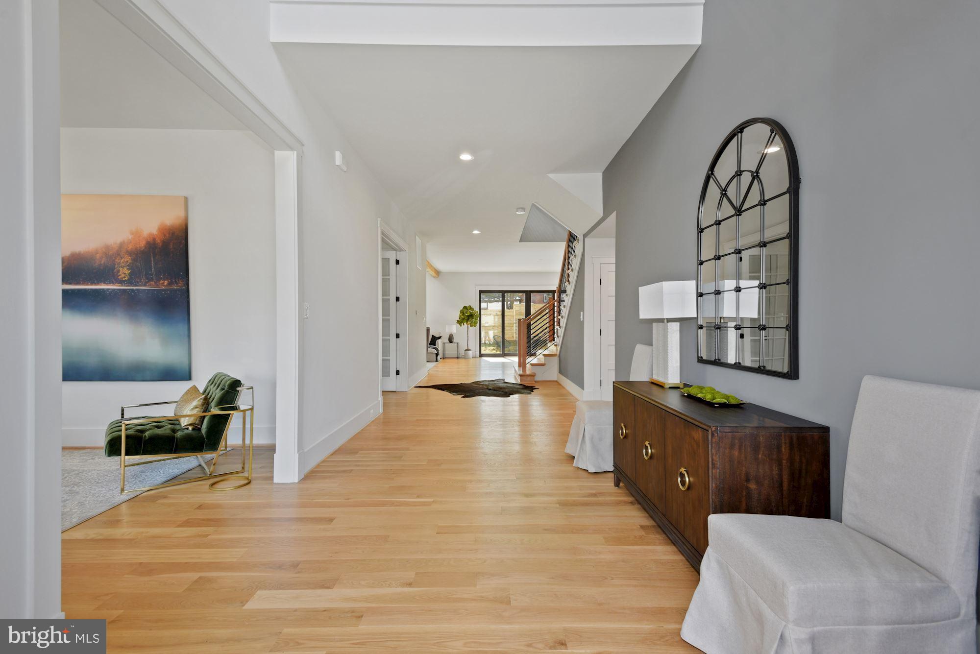 6709 Old Chesterbrook Road McLean, VA 22101 - Photo 2 of 45