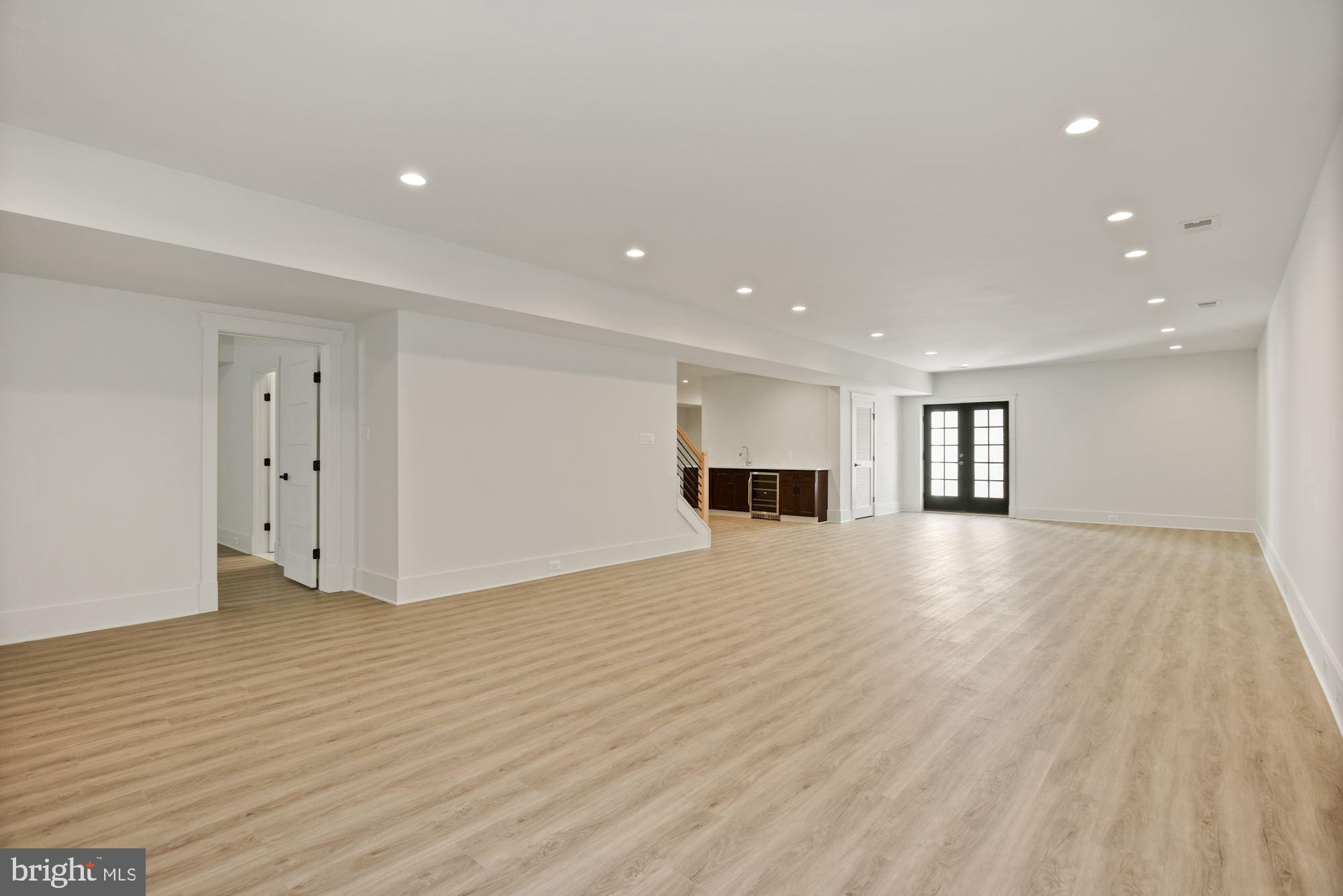 6709 Old Chesterbrook Road McLean, VA 22101 - Photo 28 of 45