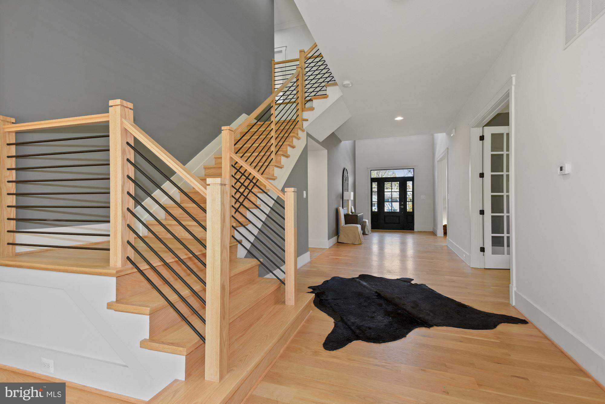 6709 Old Chesterbrook Road McLean, VA 22101 - Photo 5 of 45