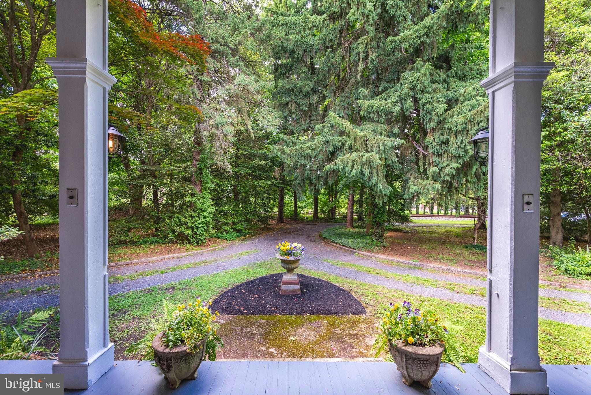 705 Woodlane Road Beverly, NJ 08010 - Photo 9 of 62