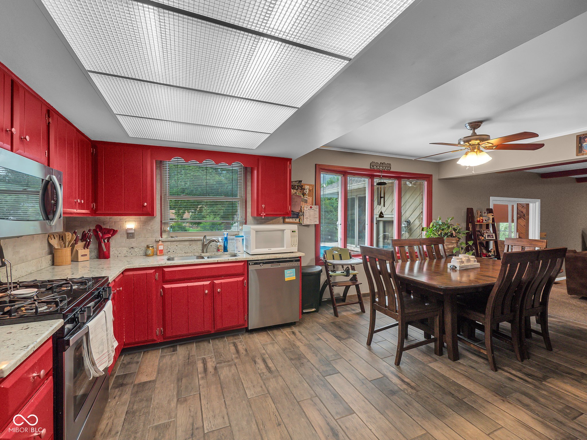 694 Valley Way Road Greenwood, IN 46142 - Photo 12 of 28 Gallery Image 12