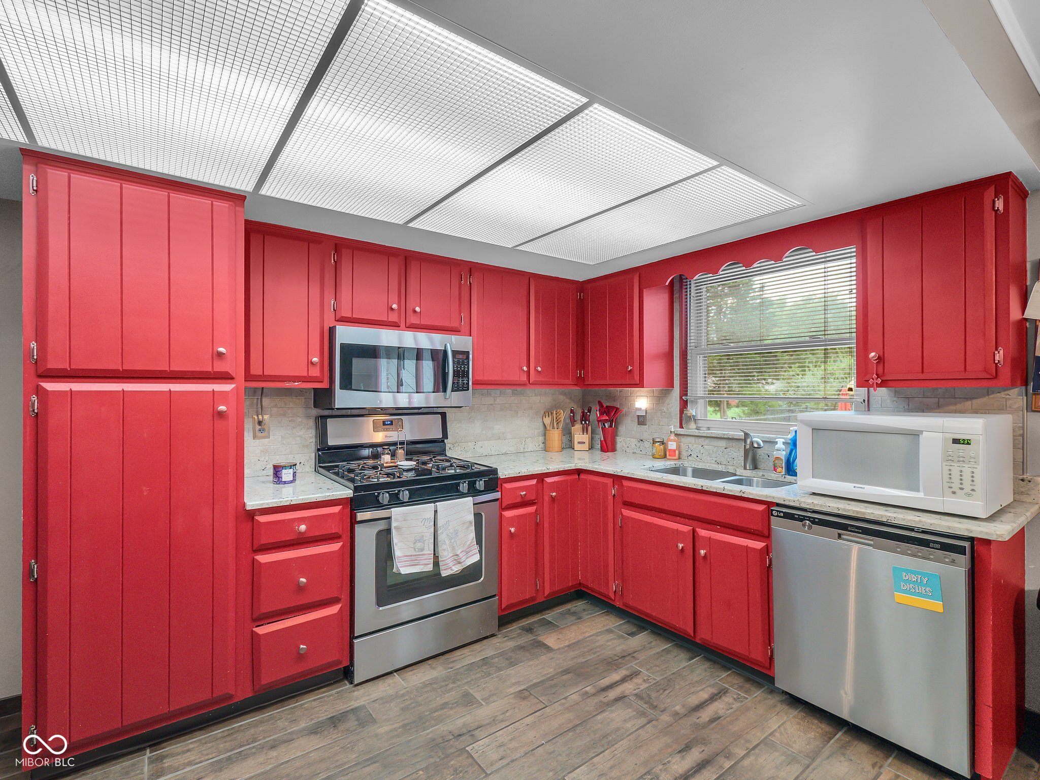 694 Valley Way Road Greenwood, IN 46142 - Photo 13 of 28 Gallery Image 13