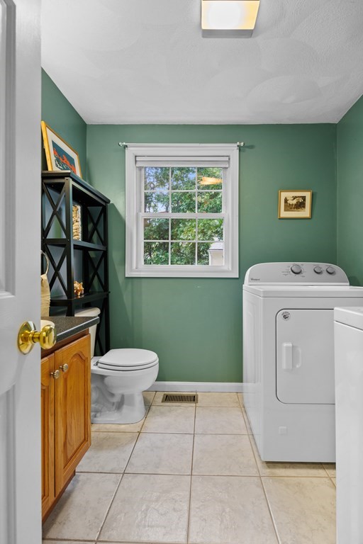 20 Oregon Road Tewksbury, MA 01876 - Photo 25 of 35 Gallery Image 25