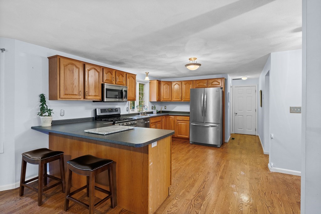 20 Oregon Road Tewksbury, MA 01876 - Photo 10 of 35 Gallery Image 10