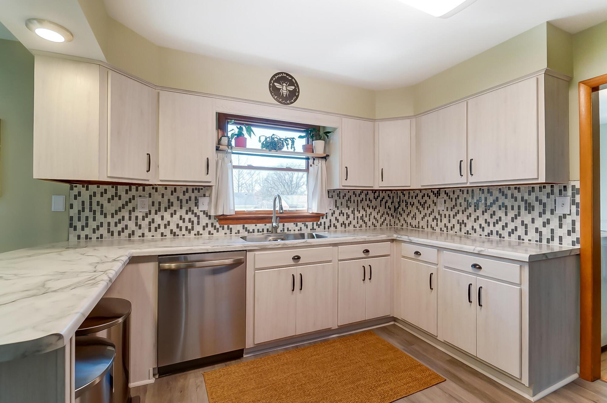 443 Richland Road Marion, OH 43302 - Photo 12 of 41 015