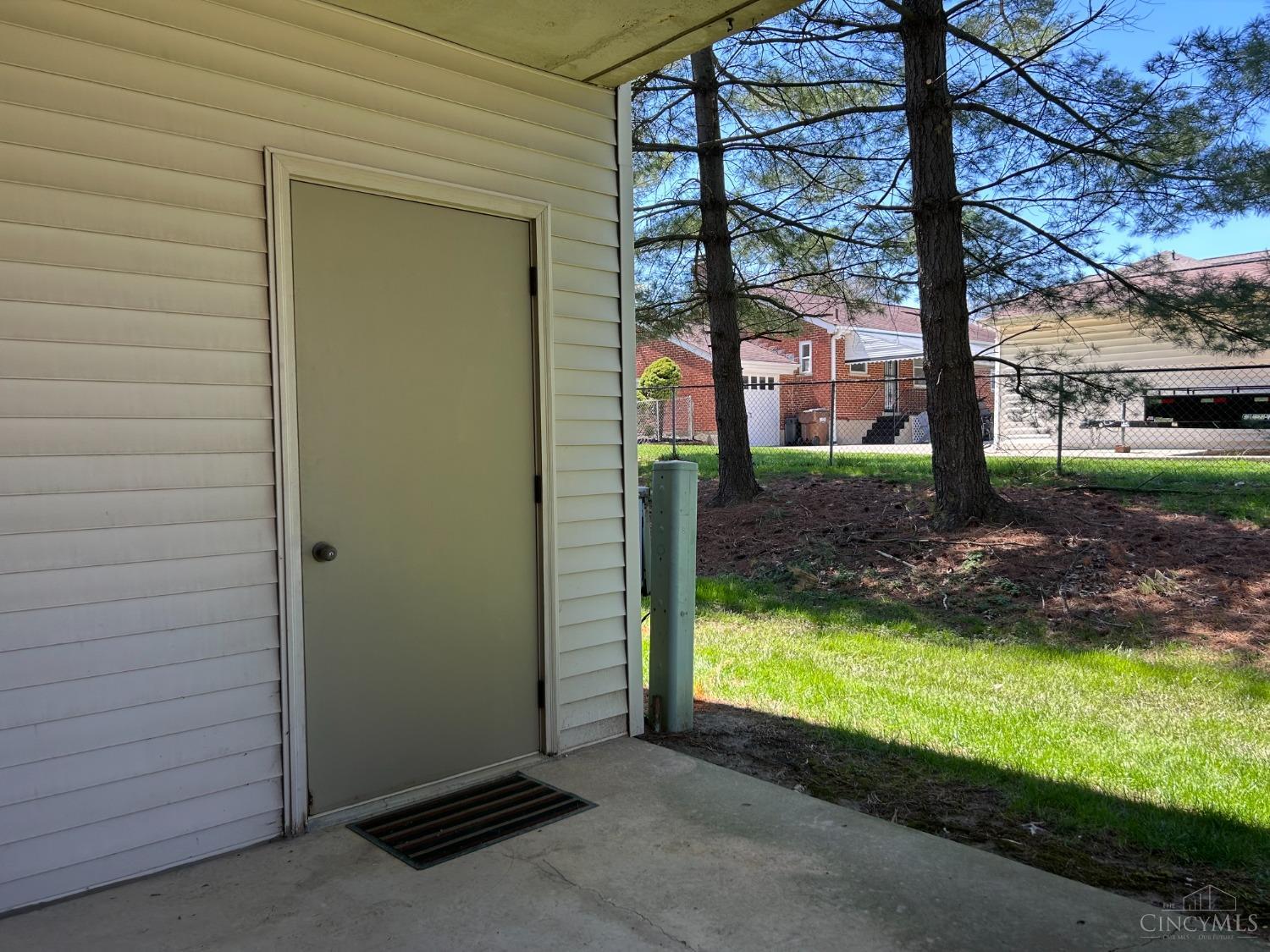 3314 North Bend Road, Unit 19 Cincinnati, OH 45247 - Photo 20 of 22