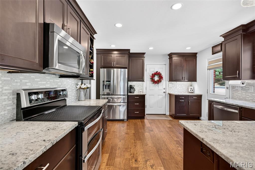 2710 Wild Valley Drive High Ridge, MO 63049 - Photo 29 of 79