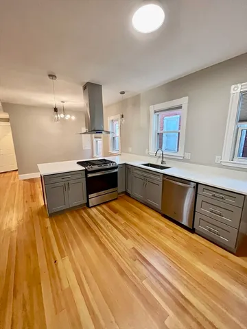 $3,000 | 24 Howes Street, Unit 3, Boston, MA 02125