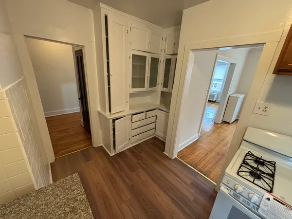 $1,450 | 2216 West Thome Avenue, Unit 3A, Chicago, IL 60659