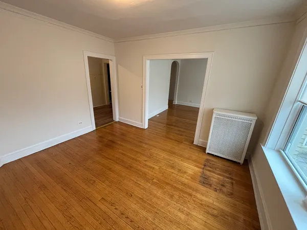 $1,450 | 2216 West Thome Avenue, Unit 3A, Chicago, IL 60659