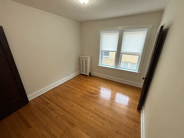 $1,450 | 2216 West Thome Avenue, Unit 3A, Chicago, IL 60659