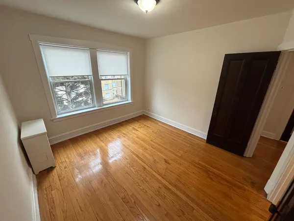 $1,450 | 2216 West Thome Avenue, Unit 3A, Chicago, IL 60659