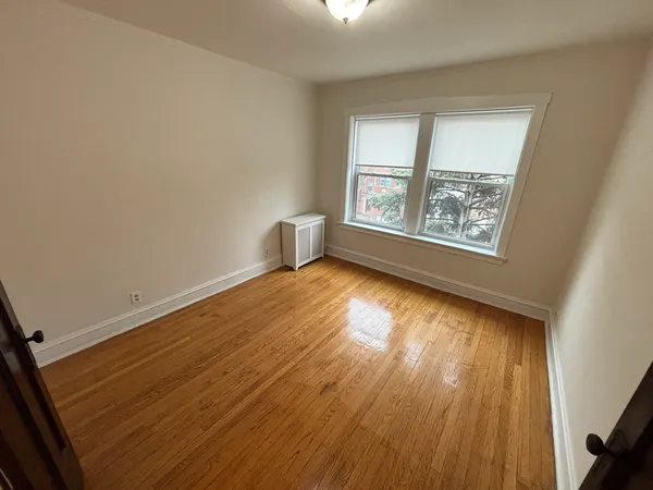 $1,450 | 2216 West Thome Avenue, Unit 3A, Chicago, IL 60659