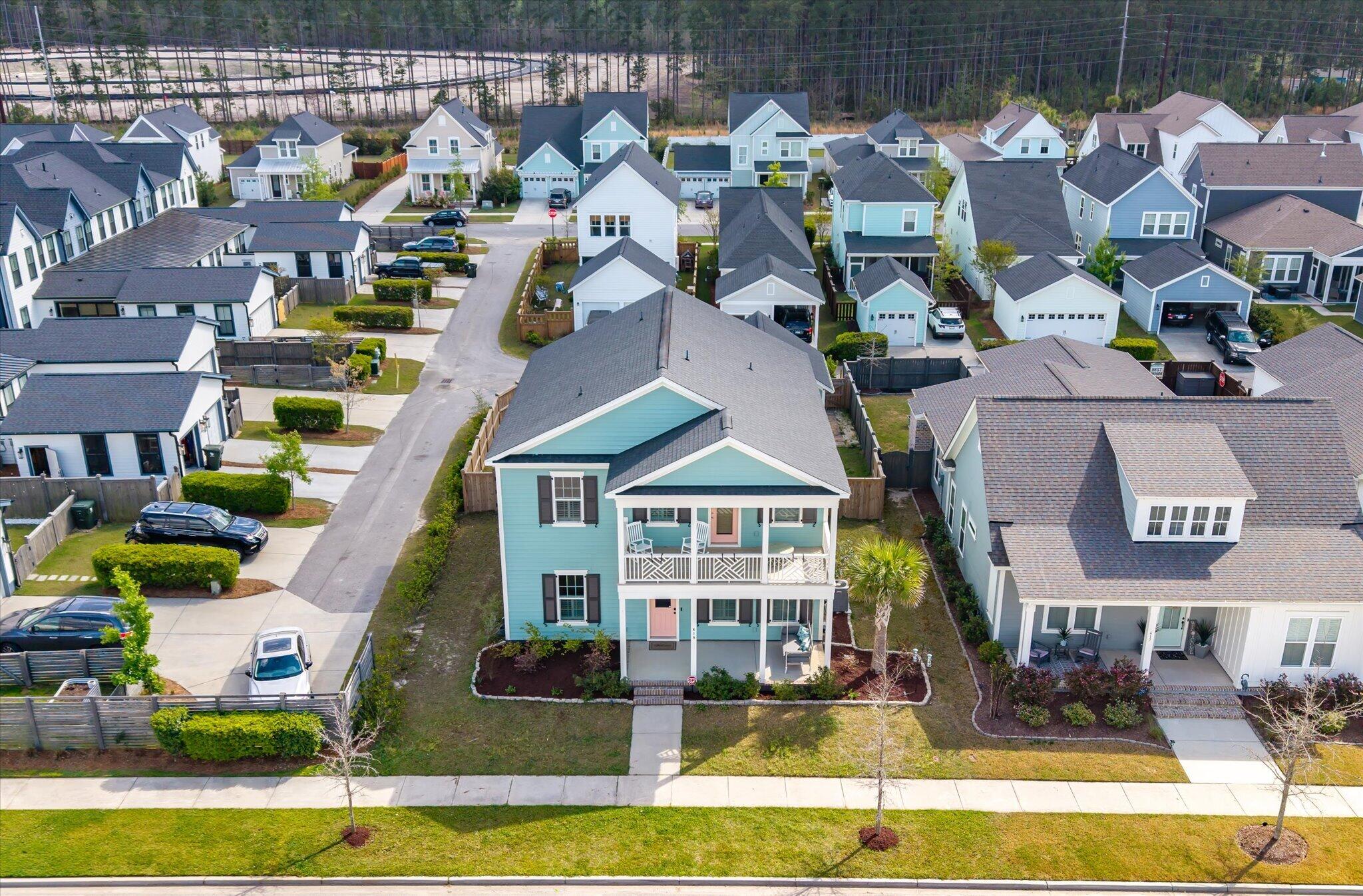 619 Blueway Avenue Summerville, SC 29486 - Photo 32 of 40 Aerial View of Home