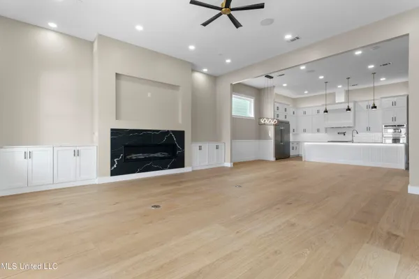 $1,580,000 | 1852 Beach Boulevard, Biloxi, MS 39531