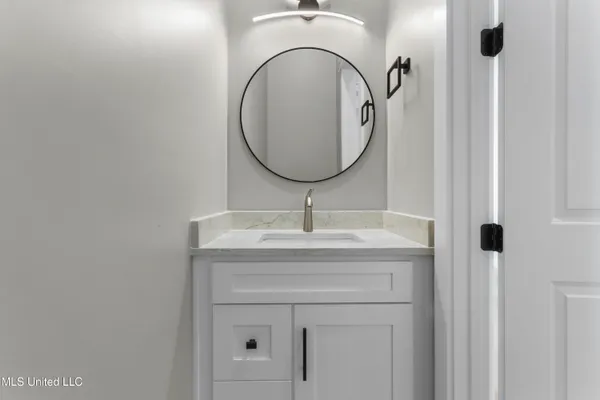 $1,580,000 | 1852 Beach Boulevard, Biloxi, MS 39531