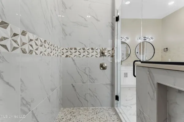 $1,580,000 | 1852 Beach Boulevard, Biloxi, MS 39531