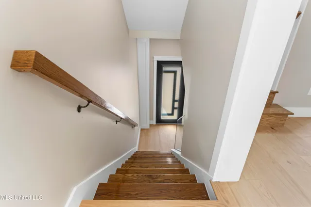 $1,580,000 | 1852 Beach Boulevard, Biloxi, MS 39531