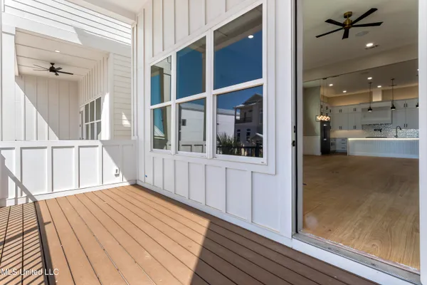 $1,580,000 | 1852 Beach Boulevard, Biloxi, MS 39531