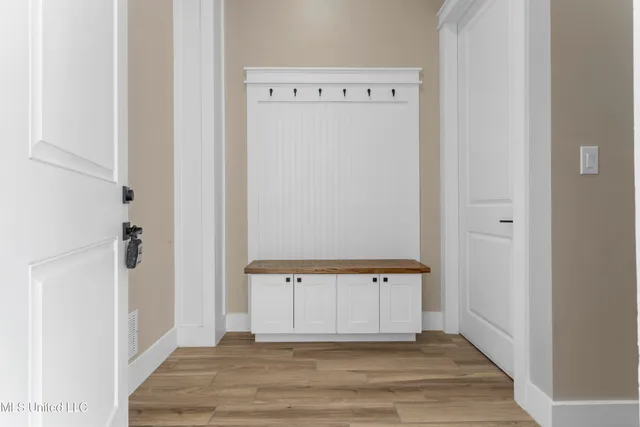 $1,580,000 | 1852 Beach Boulevard, Biloxi, MS 39531