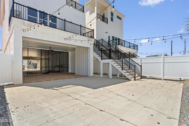 $1,580,000 | 1852 Beach Boulevard, Biloxi, MS 39531