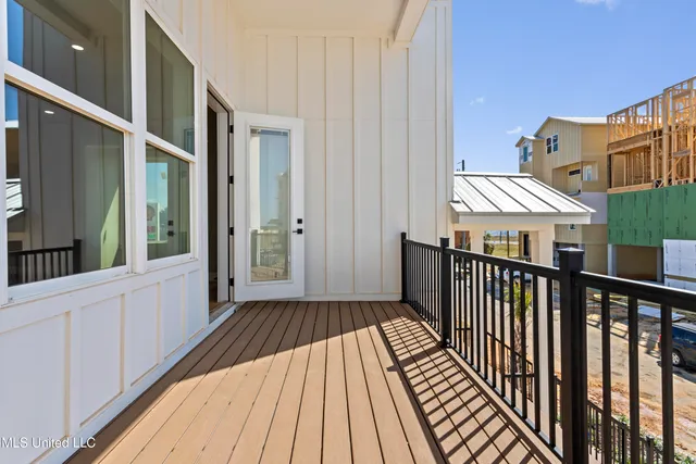 $1,580,000 | 1852 Beach Boulevard, Biloxi, MS 39531