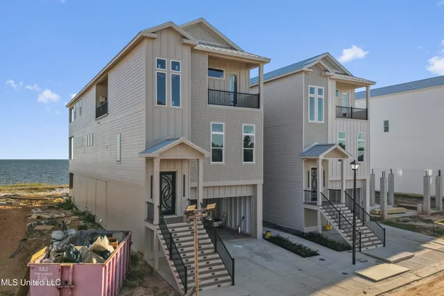 $1,580,000 | 1852 Beach Boulevard, Biloxi, MS 39531