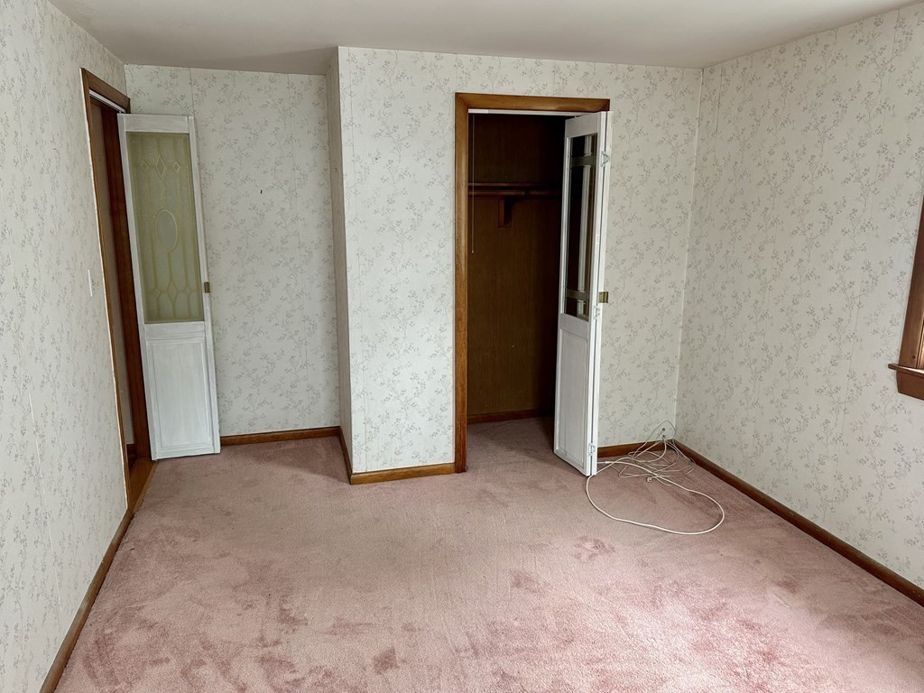4 Pico Avenue Winthrop, MA 02152 - Photo 26 of 42 an empty room with closet