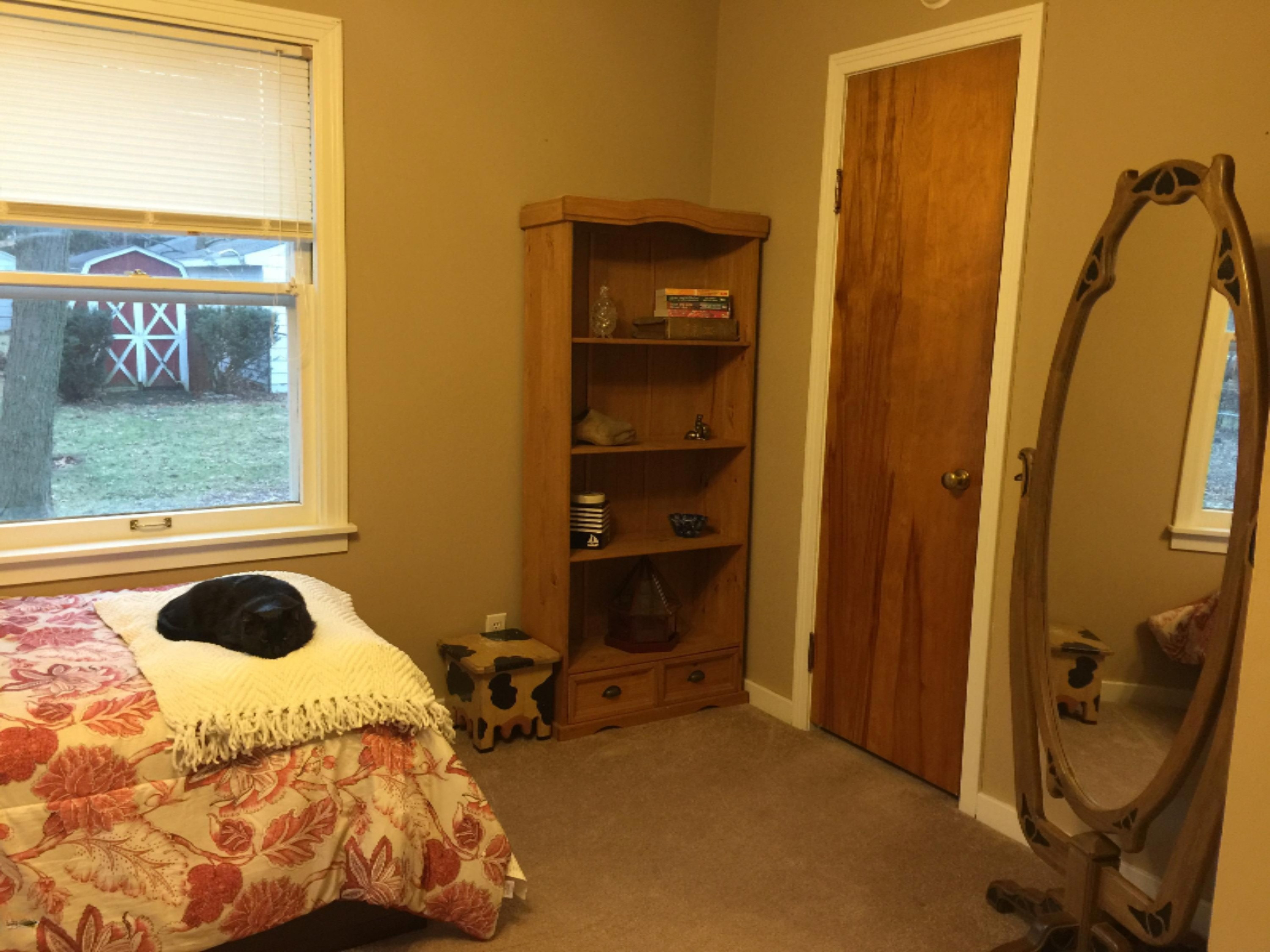 552 South Ottawa Road Benton Harbor, MI 49022 - Photo 11 of 26 IMG_4090