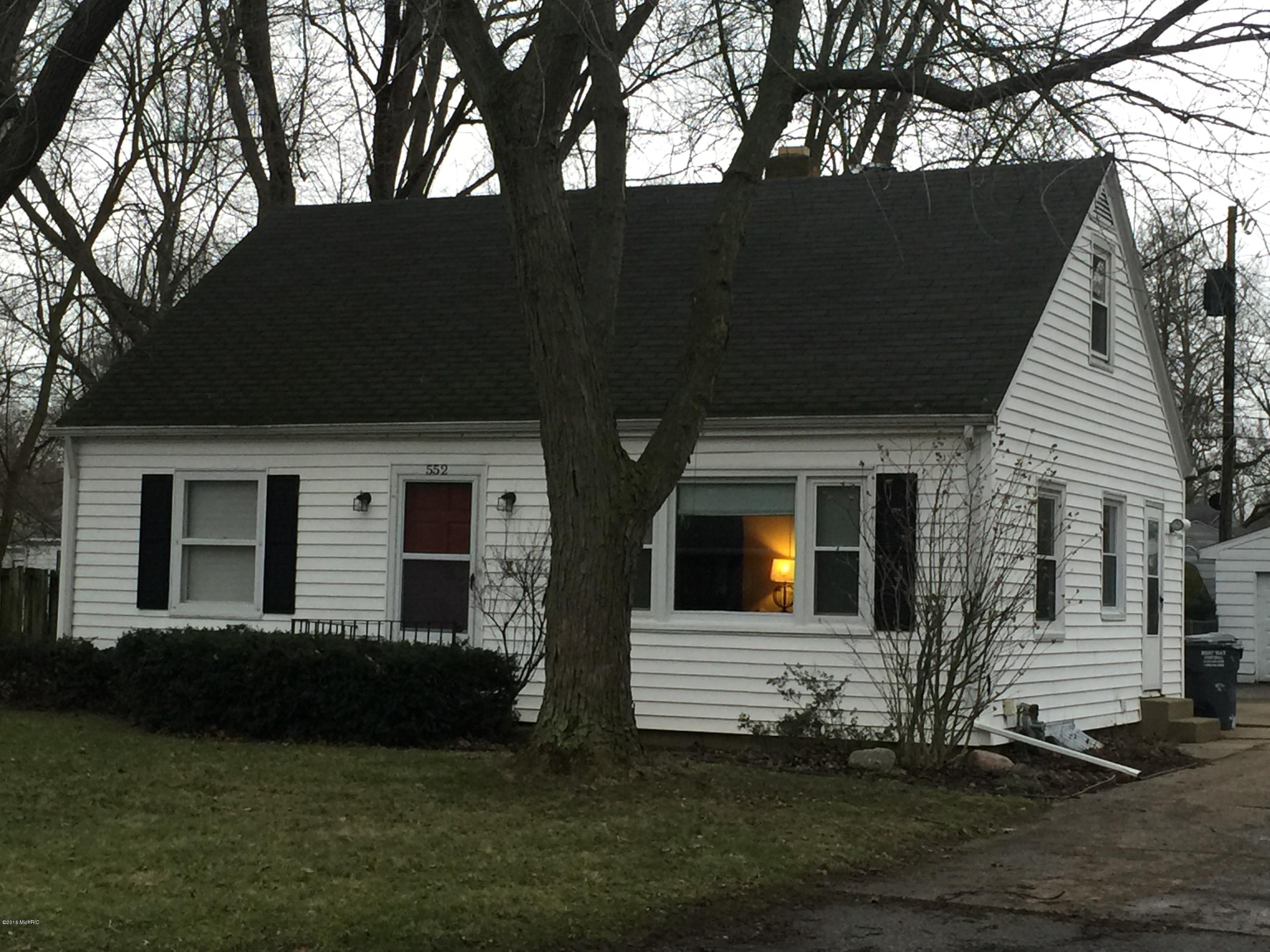 552 South Ottawa Road Benton Harbor, MI 49022 - Photo 20 of 26 IMG_4109