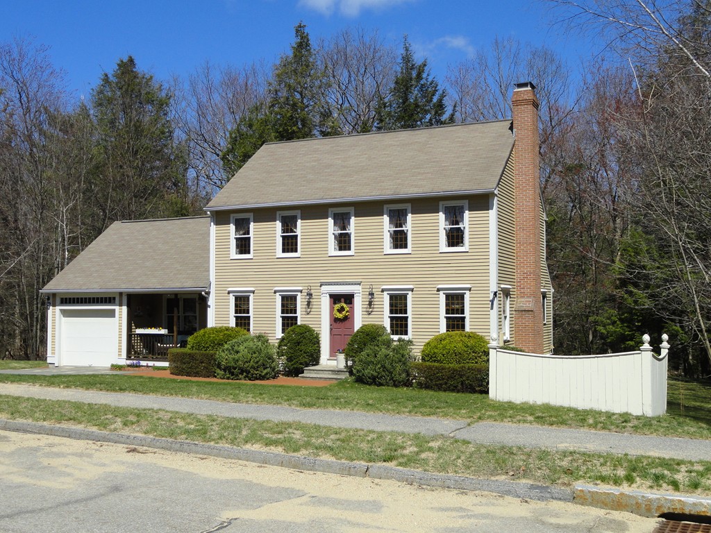1 Britney Drive Rutland, MA 01543 - Photo 1 of 25 Gallery Image 1