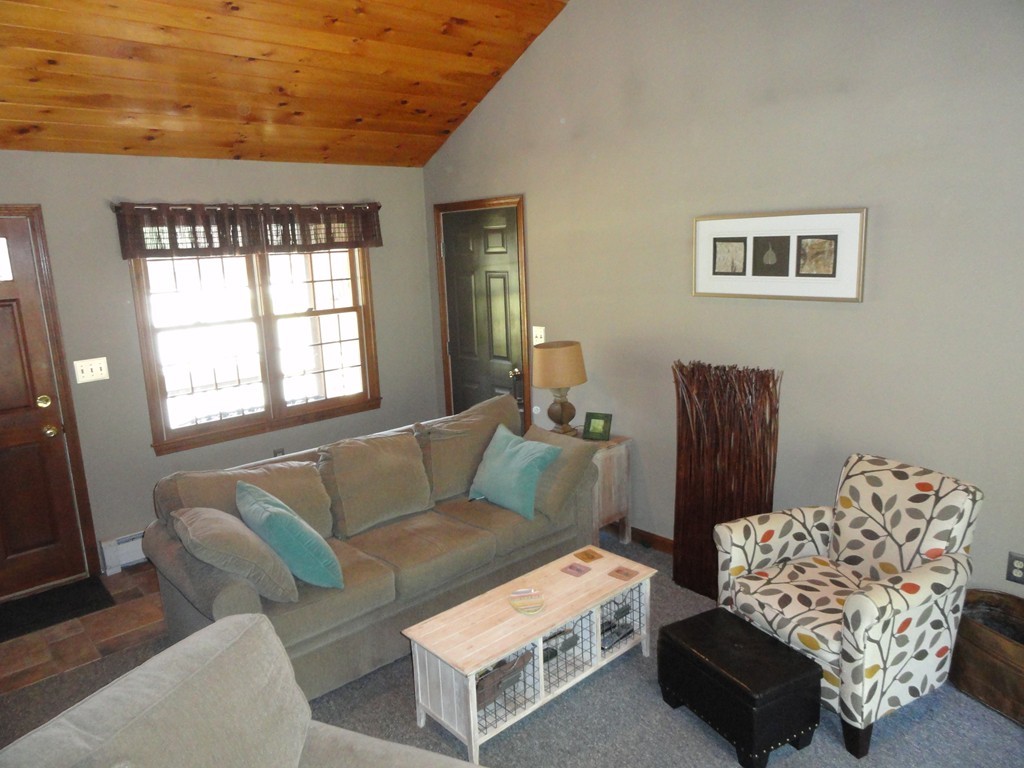 1 Britney Drive Rutland, MA 01543 - Photo 3 of 25 Gallery Image 3