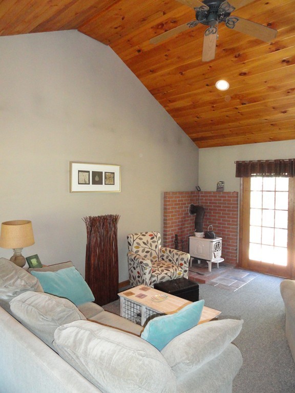 1 Britney Drive Rutland, MA 01543 - Photo 5 of 25 Gallery Image 5