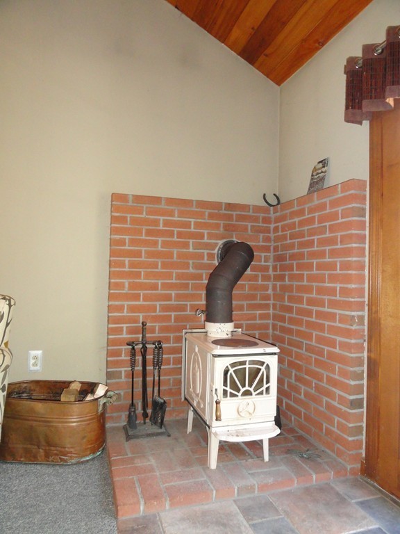 1 Britney Drive Rutland, MA 01543 - Photo 6 of 25 Gallery Image 6