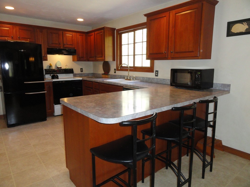 1 Britney Drive Rutland, MA 01543 - Photo 9 of 25 Gallery Image 9
