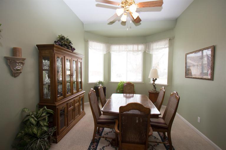 741 South Apple Avenue Reedley, CA 93654 - Photo 11 of 35 Gallery Image 11