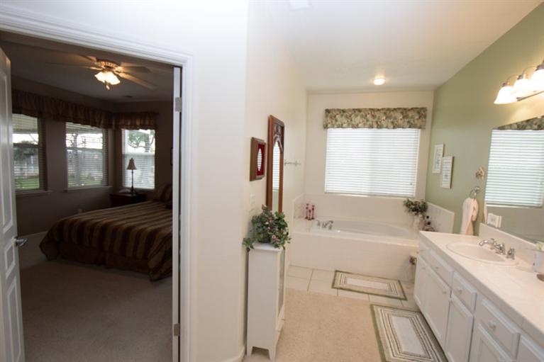 741 South Apple Avenue Reedley, CA 93654 - Photo 21 of 35 Gallery Image 21