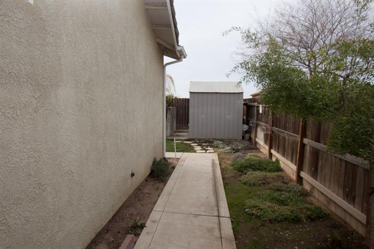 741 South Apple Avenue Reedley, CA 93654 - Photo 34 of 35 Gallery Image 34