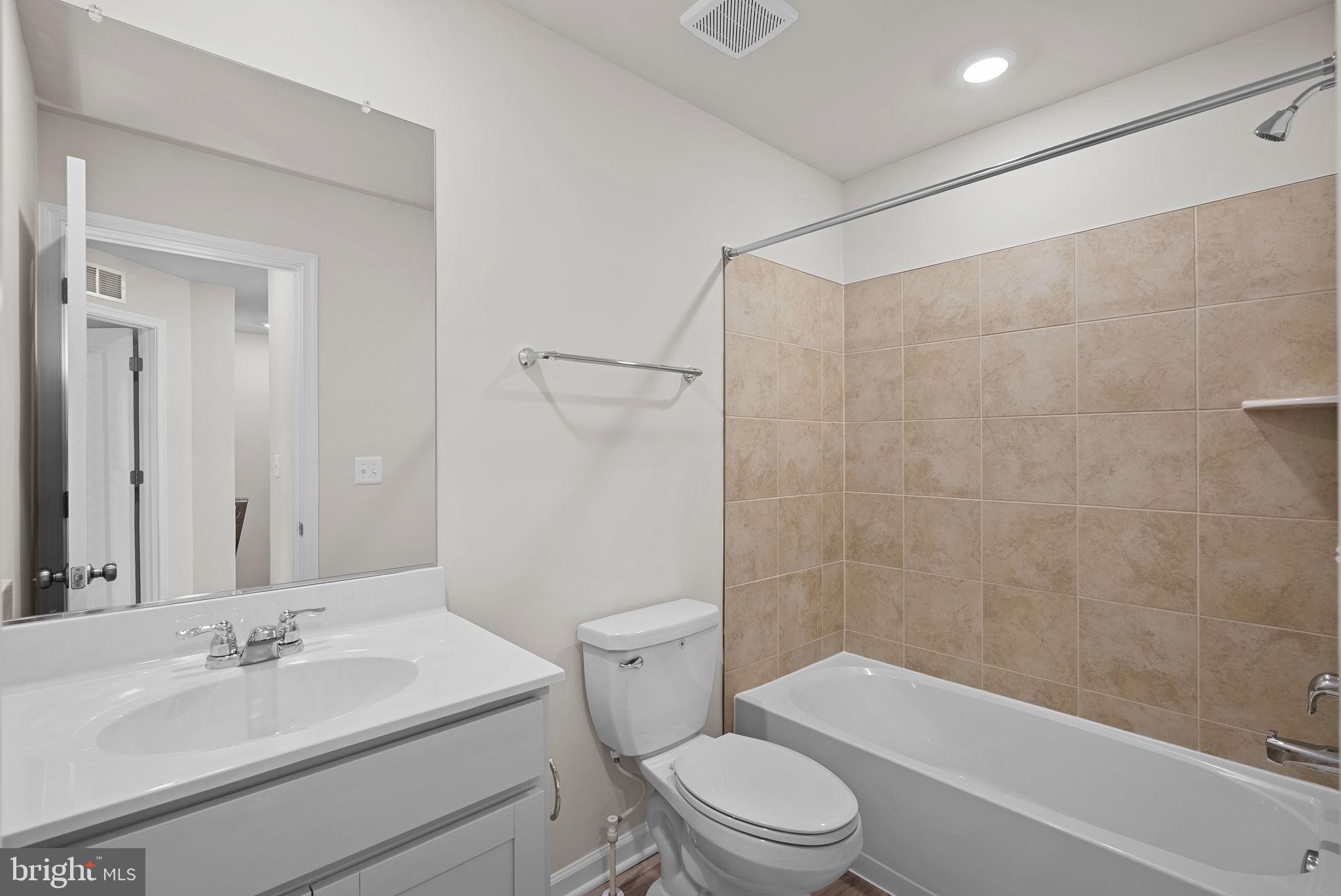 124 Canning Road Inwood, WV 25428 - Photo 18 of 22 Bathroom #2