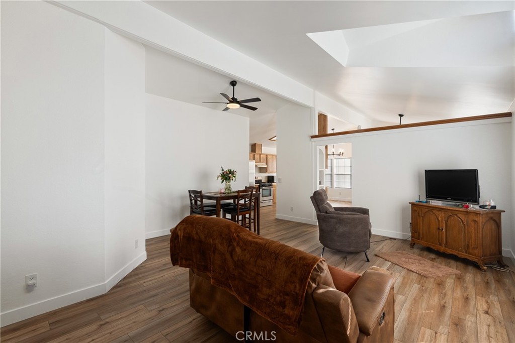 23301 Ridge Rte Drive, Unit 26 Laguna Hills, CA 92653 - Photo 3 of 20