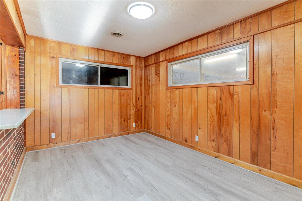 6100 Springfield Road Williston, SC 29853 - Photo 18 of 38
