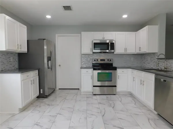 $1,900 | 2905 Lipizzan Drive, Denton, TX 76210