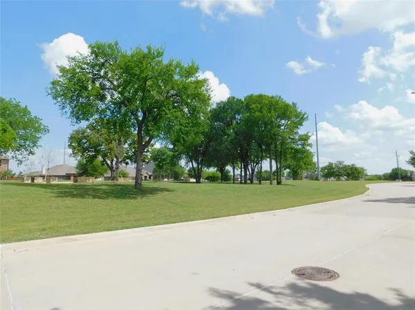 $1,900 | 2905 Lipizzan Drive, Denton, TX 76210