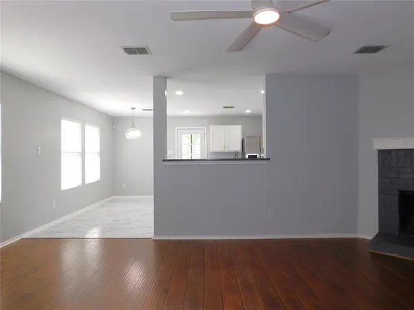 $1,900 | 2905 Lipizzan Drive, Denton, TX 76210