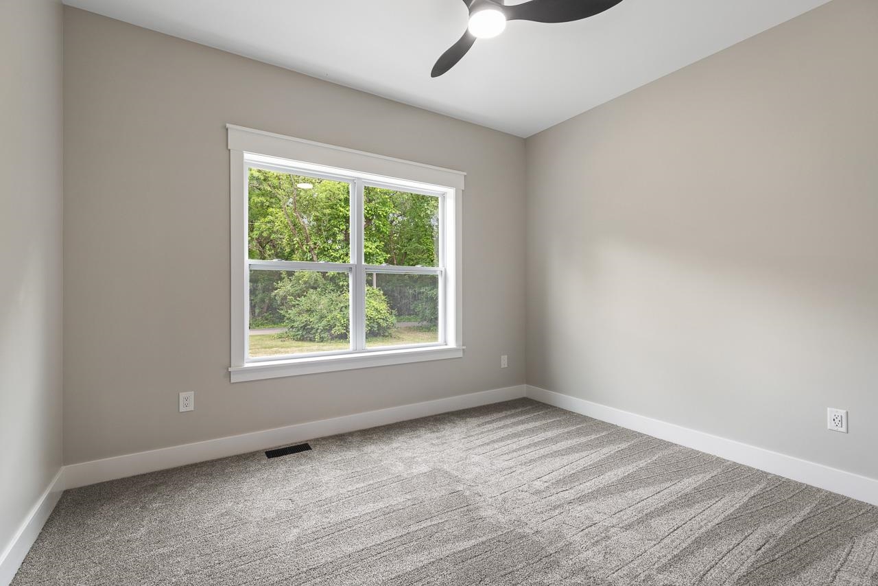 11950 Southgate Road Roscoe, IL 61073 - Photo 24 of 33 Gallery Image 24