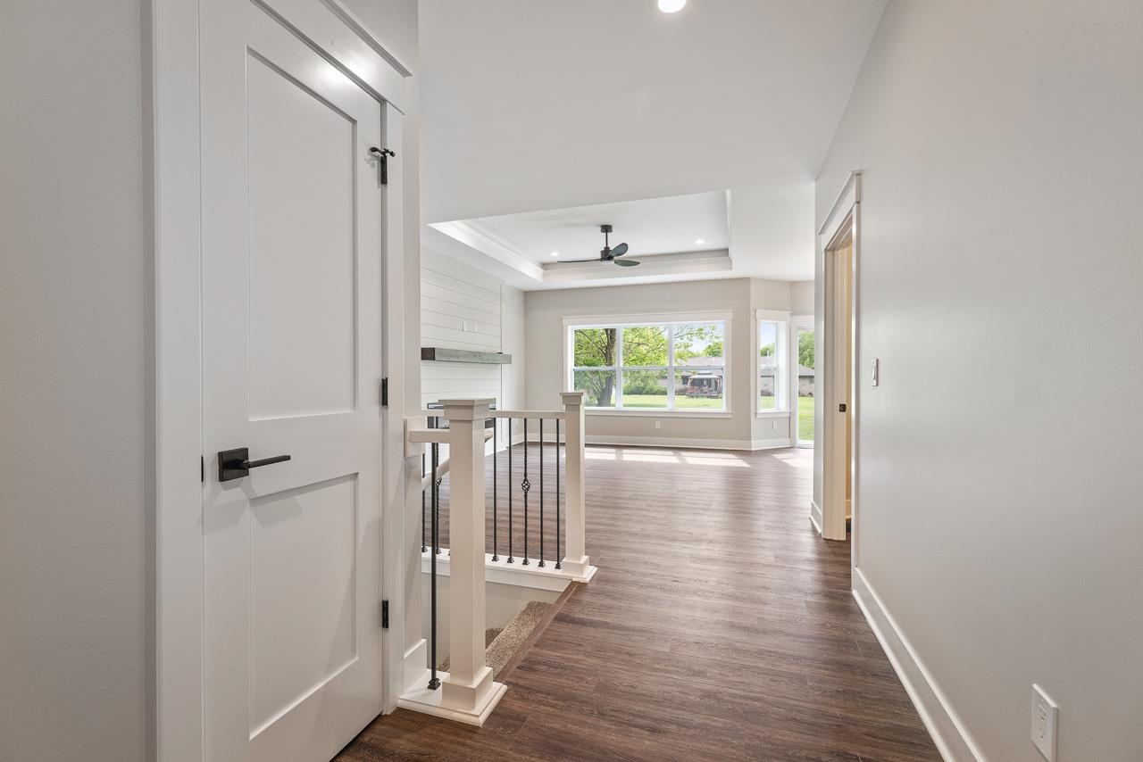 11950 Southgate Road Roscoe, IL 61073 - Photo 5 of 33 Gallery Image 5